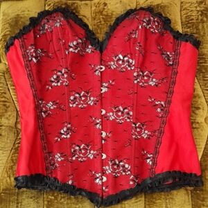 Elegant Hearts & Roses Lace Tie Back Corset